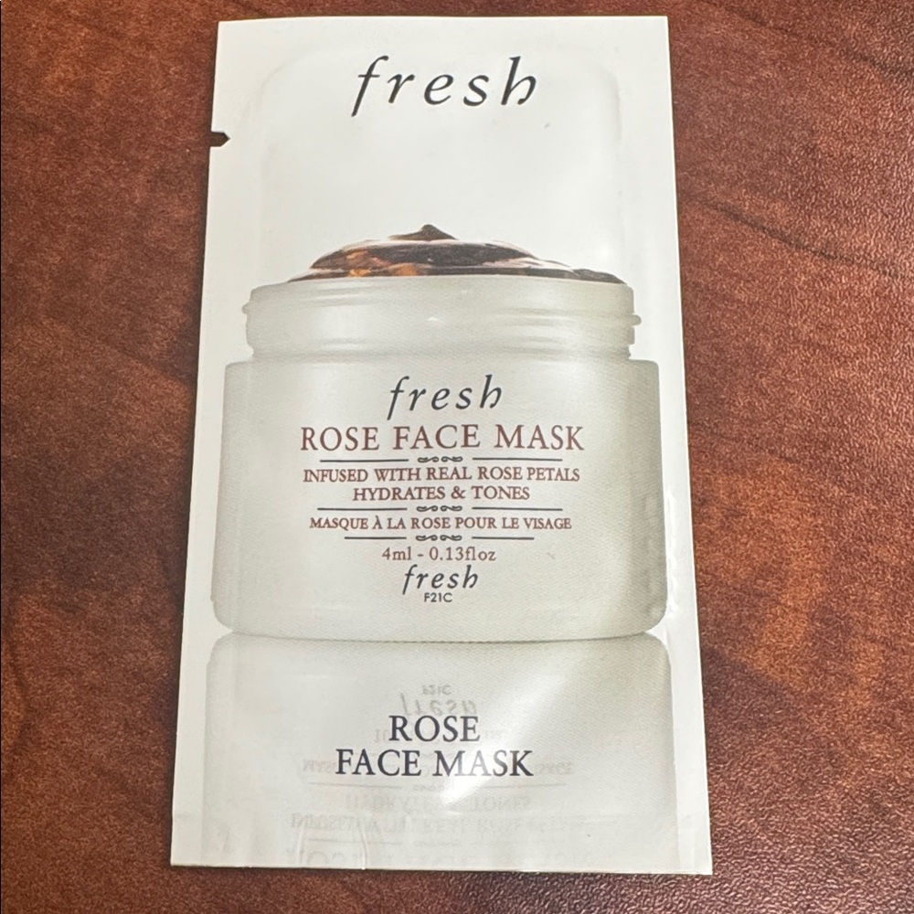 Fresh Rose Face Mask with Real Petals